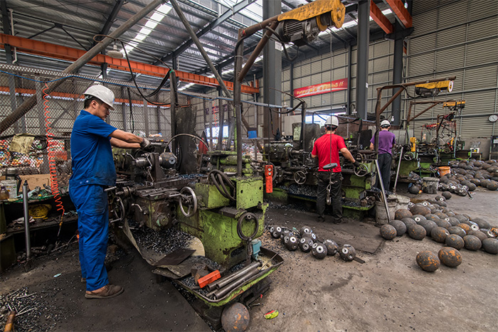 古交网架配件车间